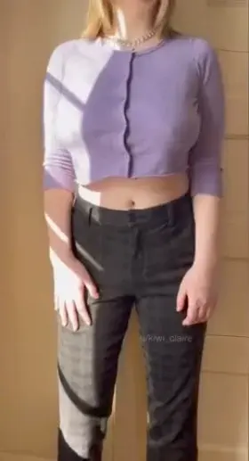 I’m a little shy.. But I wanted to show you what’s underneath ☺️