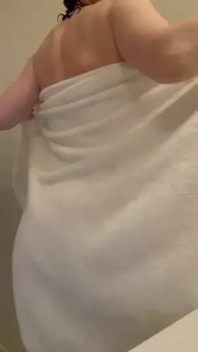 Oops I dropped my towel. Can you help me dry off ?