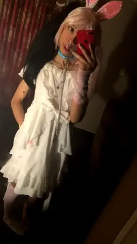 do you like the dress ? 😓