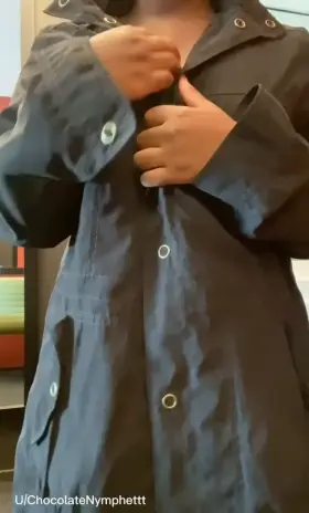 It’s fun to be naked under coats🥰