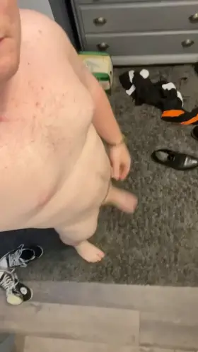 First time ever doing a full body shot and posting 😬 be nice please!