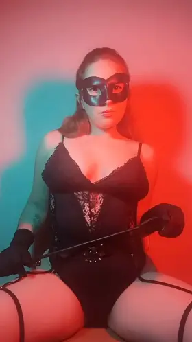 Only thing your dick can do is make me laugh!