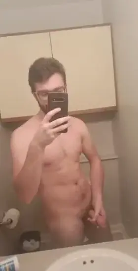 who wants to be my toy? playing w/ those who hmu