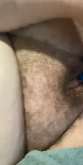 lil twitches 🙈 hiiii..... nonbinary sub who needs 2 b used 💖 mommy/daddy kink 👀