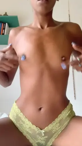 I’m small but I can handle it rough 😈☺️