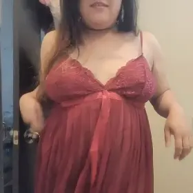 I think red is a really nice color on me.