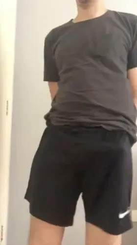 Seeing so many hot guys at the gym today left me like this 🥵