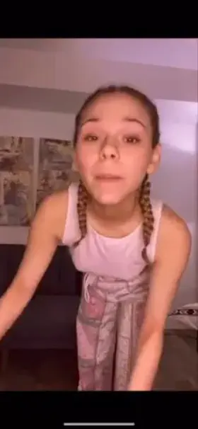 [F] Go ahead and clap along 😜