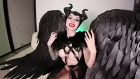 Maleficient loves to fuck