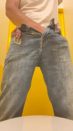 Lecturing a seminar this week, you think my students will notice my little secret?