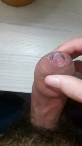 Looking for a big chub or bbw to suck me clean , msg me ;)