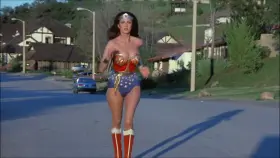 Wonder Woman - Lynda Carter - Running In Slow Motion