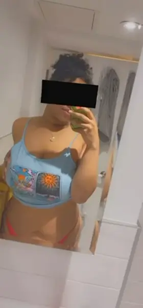 All that’s missing is your mouth on them 👅🍒(drop)