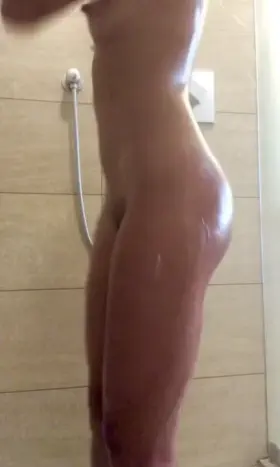 The perfect Bubble Butt doesn’t ex—