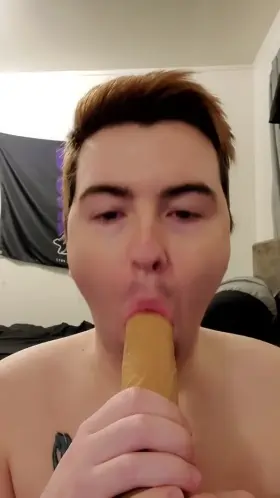 Anyone like to replace the toy 😈