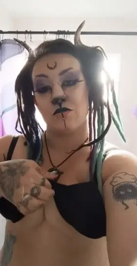 OC Happy Halloween Reddit!