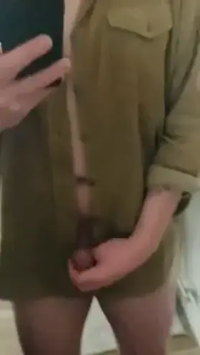 27, bi, cumshot for a girl I text with