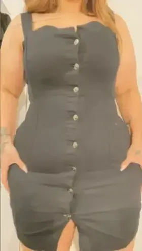 Tits are huge but ass is massive