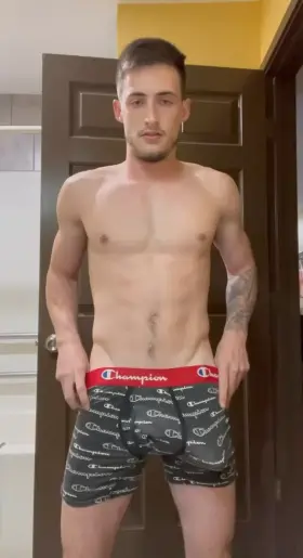 Sexiest Male OnlyFans 😏 watch all my uncensored photos/videos and chat with me! 50% OFF Today… Link Below😘⬇️