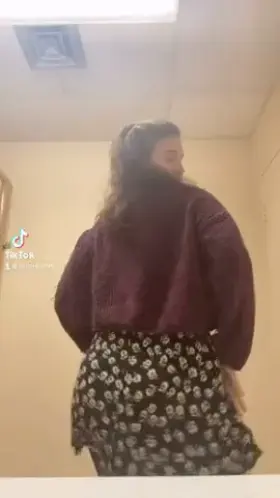 (22f) got bored at work 🤷‍♀️