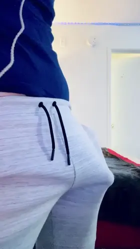 My sweatpants just couldn’t hold it anymore