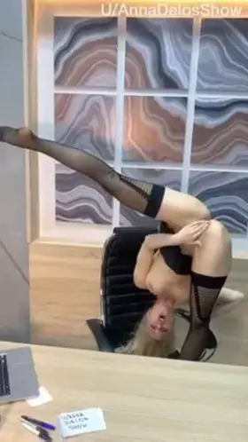 Haha, i like doing crazy things in my boss's chair😀