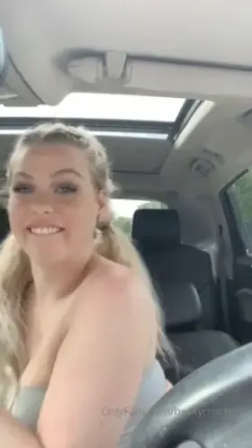 Sexiest Reveal Ever 😍 ( her Free album In Comment )