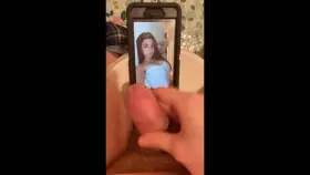 Masturbating & Ejaculating To Alexuh1