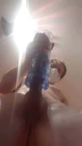 Feels sooo good to edge with my fleshlight 🥵🥵