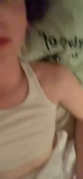 Do i look cute in white?💕