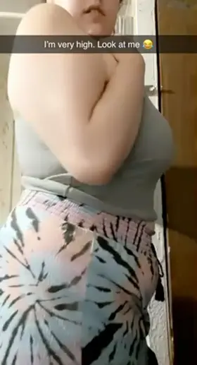 I wish I had something to smoke right now 😂 or an edible. It turns me into a complete dork.