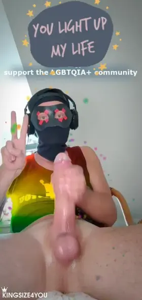 Let's jerk our pipes together 🥵