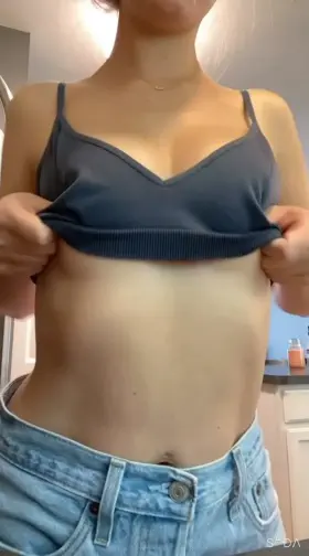 React if you will use both of my holes 🥵 Snp👻emaily5560