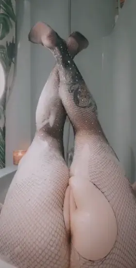 Fishnets in a bubble bath is the thing you didn't know you liked until now.