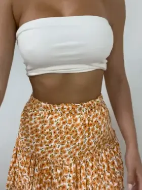 I promise they’re bigger than they look in my cute top!