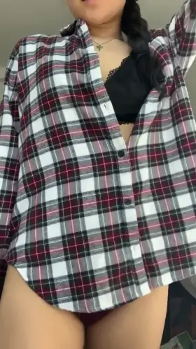 Can I wake up next to you in this? 🥰