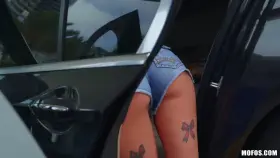 Sydney Cole what a video