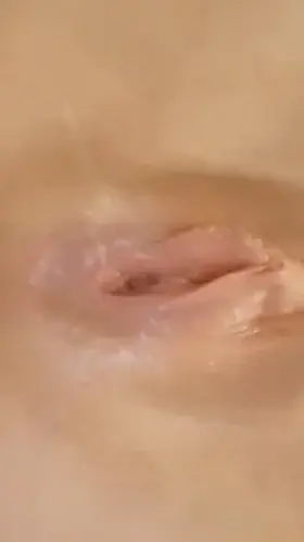 [F] I tried peeing laying on my side