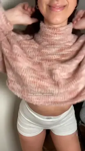 Let me lift up this shirt for you ;)