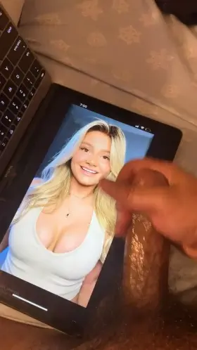 Sat next to her in bio ..: I had to cover her face !