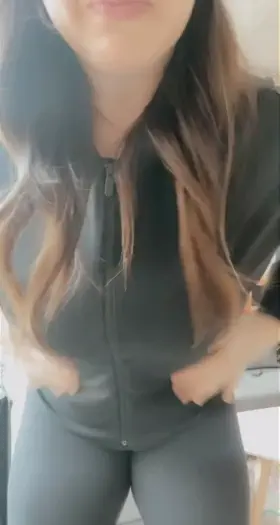 Almost 33! As an early birthday present, I give you my… tits! ✨