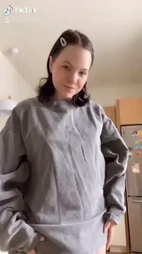 Titty reveal in the kitchen!!