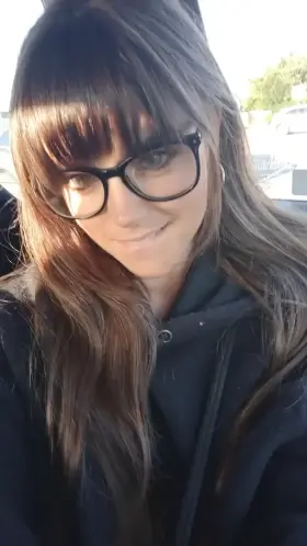 Would you fuck me in the car when the park park is half full?! 😈