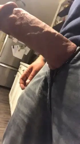 Showing off and swinging my fat monster cock in my jeans 👖🍆