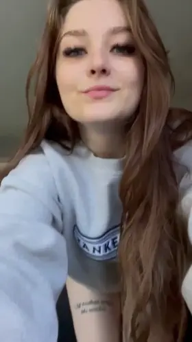 Fun fact: if you were my neighbor you would see me naked daily 😅😇