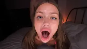 Brunettecheerleadergetting pounded by her Blonde jock boyfriend