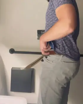 Bright Vitamin B12 Piss