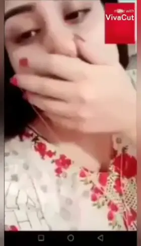 Full 4min Video🥰Super Cute Girl Likes to Strip Full Nude on Video Call for her BF😋😘