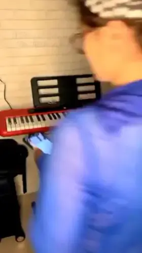 Gunnjan sexy white bikini live and removing bra for us (nipples visible) (69 minutes)(comments)