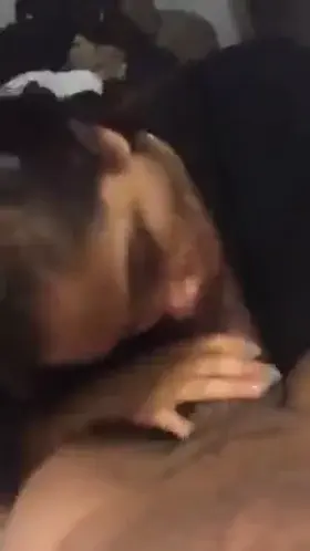 This woman knows how to give a good blowjob